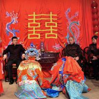 新婚拜堂简单主持词有哪些  简单的农村结婚拜堂词