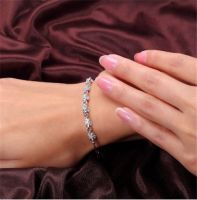 赞美女人有气质的句子 女人喜欢什么礼物