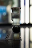 菲尼斯酷家平开门：航天科技离你很远？只有一扇门的距离