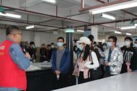 偏瘦的人睡什么床垫好？试试贴身舒适的东宝床垫