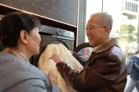 小天鹅新春送温暖，心意烘「被」店亮相上海暖心开业