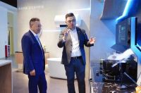 TCL集团董事长李东生考察智能集成厨房项目，给予高度认可与期待