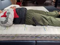 东宝乳胶床垫，让您舒缓疲劳，“零压力”睡眠