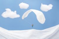 全棉时代X丁香医生联名推出首款纱布卫生巾 安心贴肤，隐身呵护