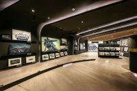 全球最大画廊落户兴业太古汇 暨法国艺术摄影师MICHEL TEMMAN开幕主展