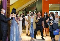 意大利驻广州总领事到访第45届名家具（东莞）展览会-Magniflex®曼丽菲斯展厅