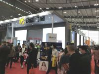 铝霸门窗闪耀长沙建博会，人气鼎盛，签约如潮