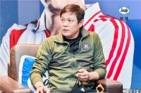 中国足球名宿范志毅助阵“赢在睡眠”，携手丝涟解锁“冠军卧室”