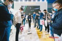 AWE2021｜HIZERO发布全新仿生洗地机，直击家庭地面清洁痛点