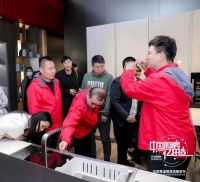 探秘亿田“新厨房” | 全新厨柜专项推荐会圆满落幕！高端定制厨房“初见即惊艳”！