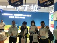 丁拉亮相第45届国际名家具展，匠心新品加码青少年脊椎健康