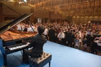 皮阿诺51质美双全，李云迪空降直播间奏响最强音！