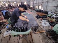 实地探访生产第一线 揭秘启洛家具走俏市场的秘密所在