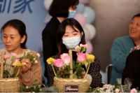 养眼+舒心！顾家关爱进社区，原来“爱豆”也可以上门服务！