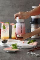 咕嘟冒泡鲜果饮，摩飞气泡原汁机为你解锁夏日味蕾N次方