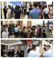 气温30℃+ 为什么还拦不住他们排队打卡