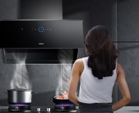 油烟侧逃的终结者 老板油烟机的黑科技争霸厨电市场