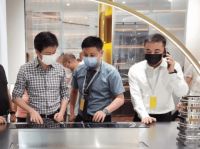 广州定制家居展创始人与保利集团领导打卡百能不锈钢橱柜展馆!