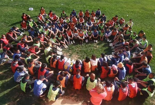 强大的团队是歌贝诗坚实的后盾。