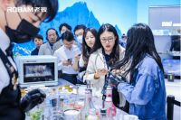 AWE2023惊现颜值实力派,老板电器“大厨”引领中国新厨房变革