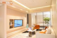 罗亚全屋定制展馆橙色风暴席卷广州建博会