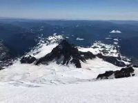 共赴雷尼尔山之约,贾锋的攀登之路不止在脚下