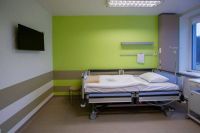 芬琳银离子墙面漆，打造健康卫生的医院墙面