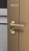 顶固晶灿系列纯铜门锁丨简约不凡，以铜之韵，开启生活艺术新篇章
