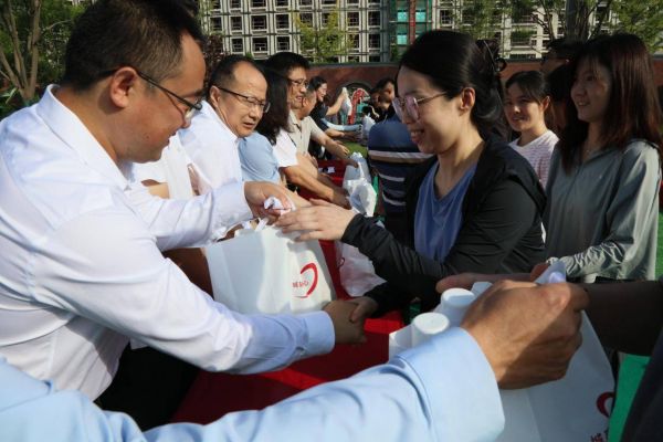 真·好戏开场! 央视联国誉,国粹进燕园,唱响新时代故事