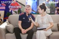 发布联名沙发“梦剧场sofa”，MLILY梦百合携手曼联推进全屋大家居
