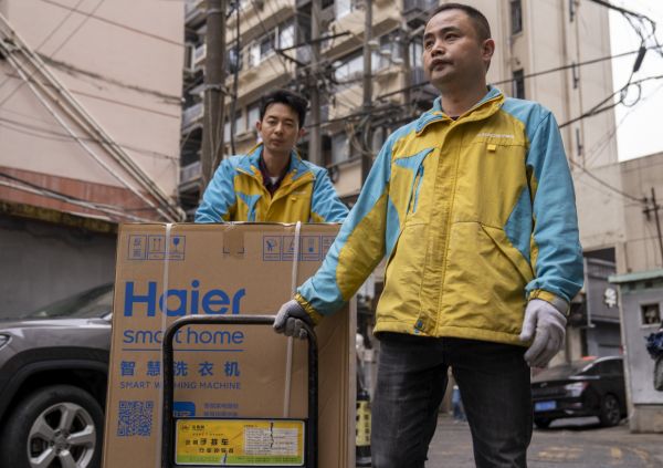 加力承接家电3C国补,2025苏宁易购“火力全开”
