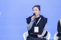 聚智汇力 共筑未来丨王娜闪耀中国供热展， 雕琢自然共生与情感共鸣的艺术