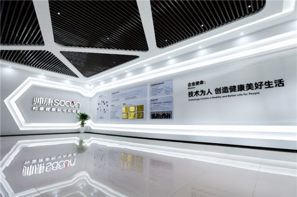 帅康清洁黑科技,让油烟机告别「油垢」困扰