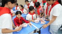“六一”送温暖 方太携手京东10万元爱心餐具送往河北乡村小学