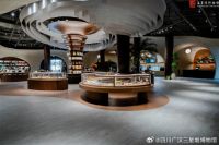 丽杰特性板材荣膺2025塑胶地板十大品牌，以A级防火技术蝉联弹性地板十大品牌