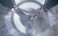 拒绝暑期带娃焦虑 三星AI神 黑钻热泵洗烘旗舰用科技守护稚嫩肌肤