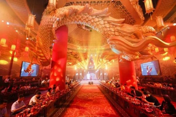 双奖加冕,实力引领 | 贴得稳品牌荣获2025榜样力量双项大奖!