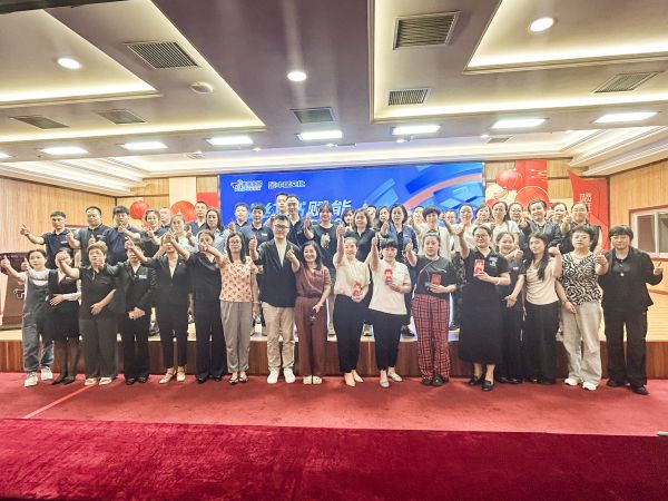 锚定新起点，共筑新生态！集美家居直播陪跑计划赋能增长新征程