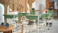 光明园迪深度参与《中小学生午休课桌椅通用技术要求》国家标准制定