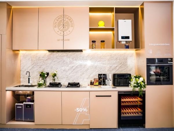 吸收空气热量洗碗!海尔厨电广交会展最节能洗碗科技