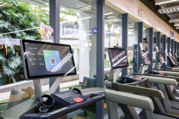 康夫 F9 Pro 凭什么成为健身必备吹风机?三大核心优势精准解决运动后头发护理痛点