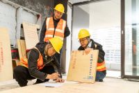 质量安全万里行|兔宝宝难燃胶合板助力成都高端工程，筑牢建筑安全防线