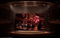 别让“小客厅”限制幸福感！3米装百吋后，我的生活发生了3个变化