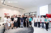 开发者大会2025年度主题：在AI时代下倡导从设计到开发者的转变！