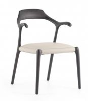 冠燊家具双展齐发亮相亚洲两大展会：以匠心工艺链接全球，树立实木异形家具新标杆