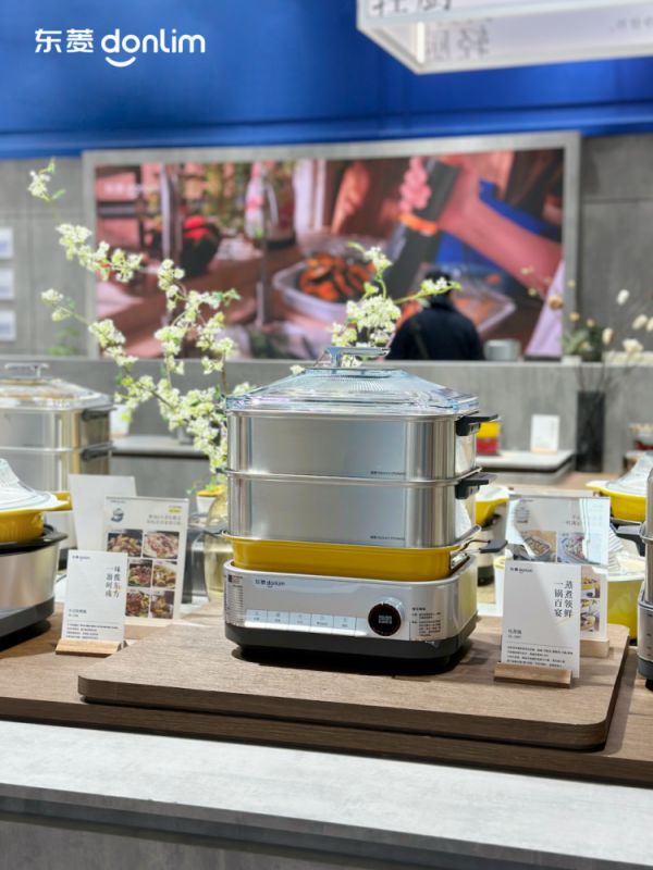 东菱高压植物奶机升级亮相AWE，现场试饮醇豆奶圈粉无数