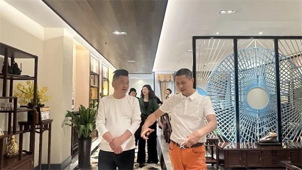 浙江红木产区走进红古轩，共探红木整装设计与技术新路径