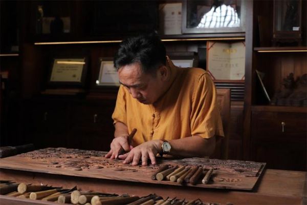 工艺有标准服务有闭环,红木整装这样选更稳妥