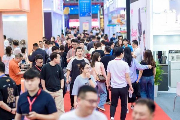 直击第37届中国家电交易会亮点：万师傅助力全国家电高效交付
