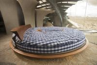 荒野名邸中的睡眠艺术，海丝腾演绎世界顶奢旅居首选